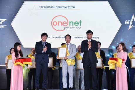 Hiển thị chi tiết tin tức Công ty ONENET được vinh danh TOP 10 ICT 2021 Hình ảnh tin tức Công ty ONENET được vinh danh TOP 10 ICT 2021