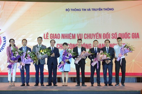 Hiển thị chi tiết tin tức Onenet vinh dự được chính phủ trao nhiệm vụ chuyển đổi số quốc gia tại Việt Nam. Hình ảnh tin tức Onenet vinh dự được chính phủ trao nhiệm vụ chuyển đổi số quốc gia tại Việt Nam.