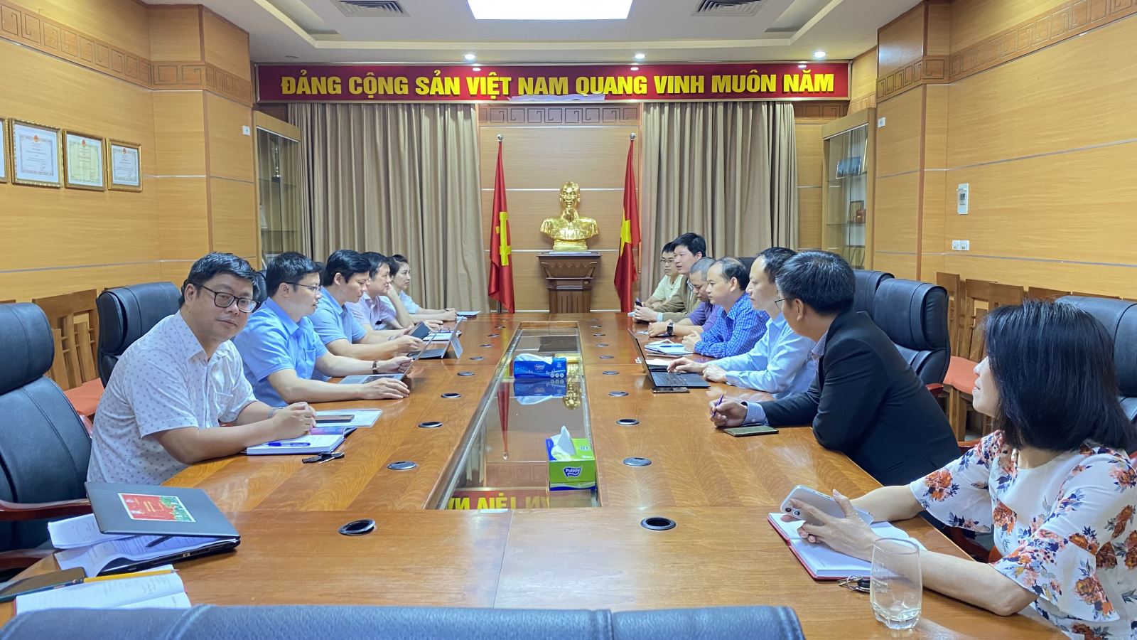 Hình ảnh tin tức Thúc đẩy xây dựng tài liệu đào tạo chuyển đổi số y tế